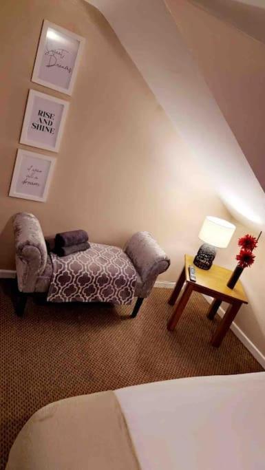 16 Stewart'S Terrace Derry City Bt48 7Lj Villa Esterno foto